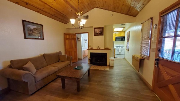 Kernville Inn image 114