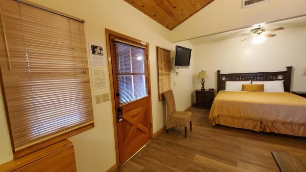 Kernville Inn image 119