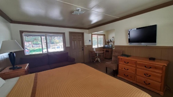 Kernville Inn image 71